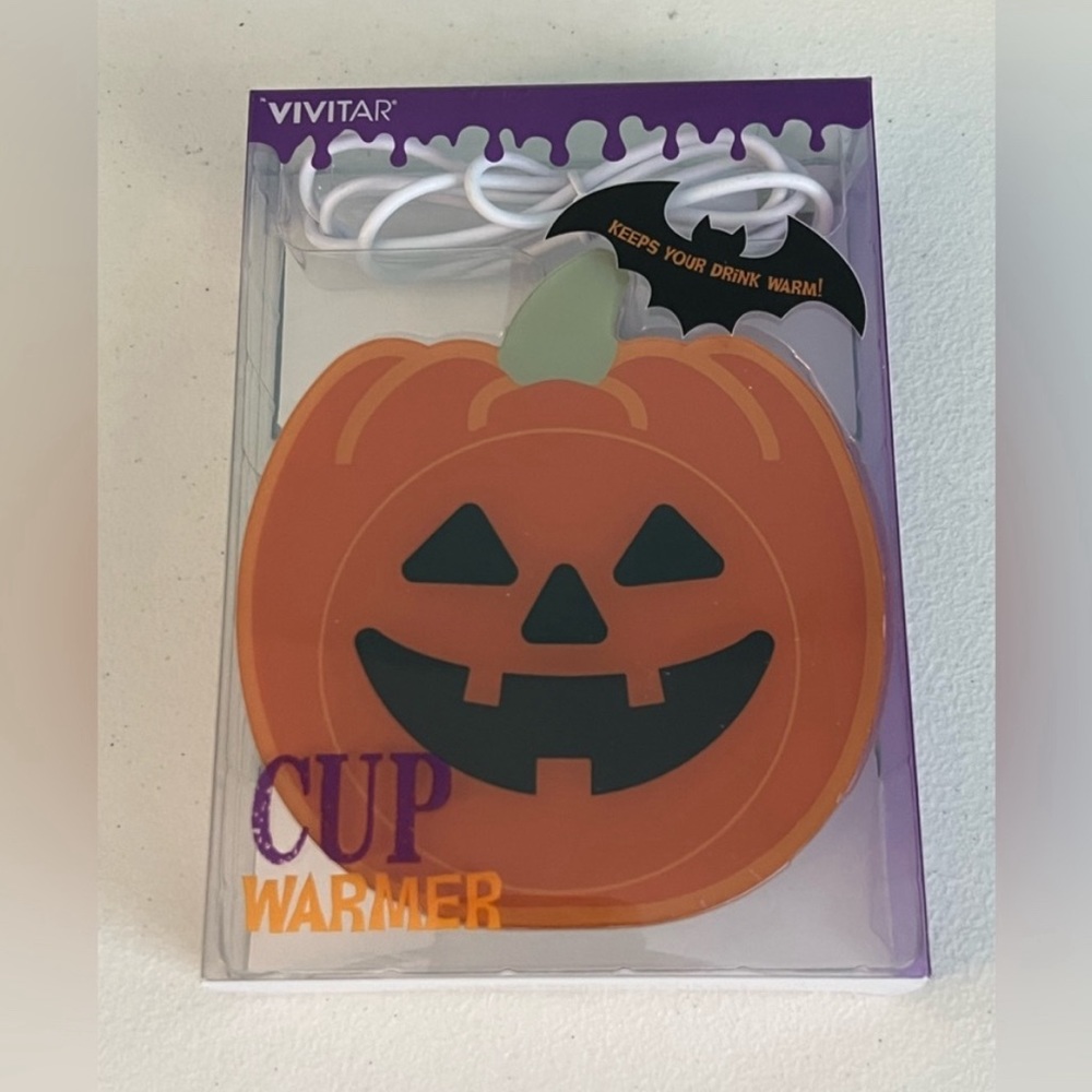 NWT Vivitar Pumpkin Halloween Cup Warmer USB 3 for $20